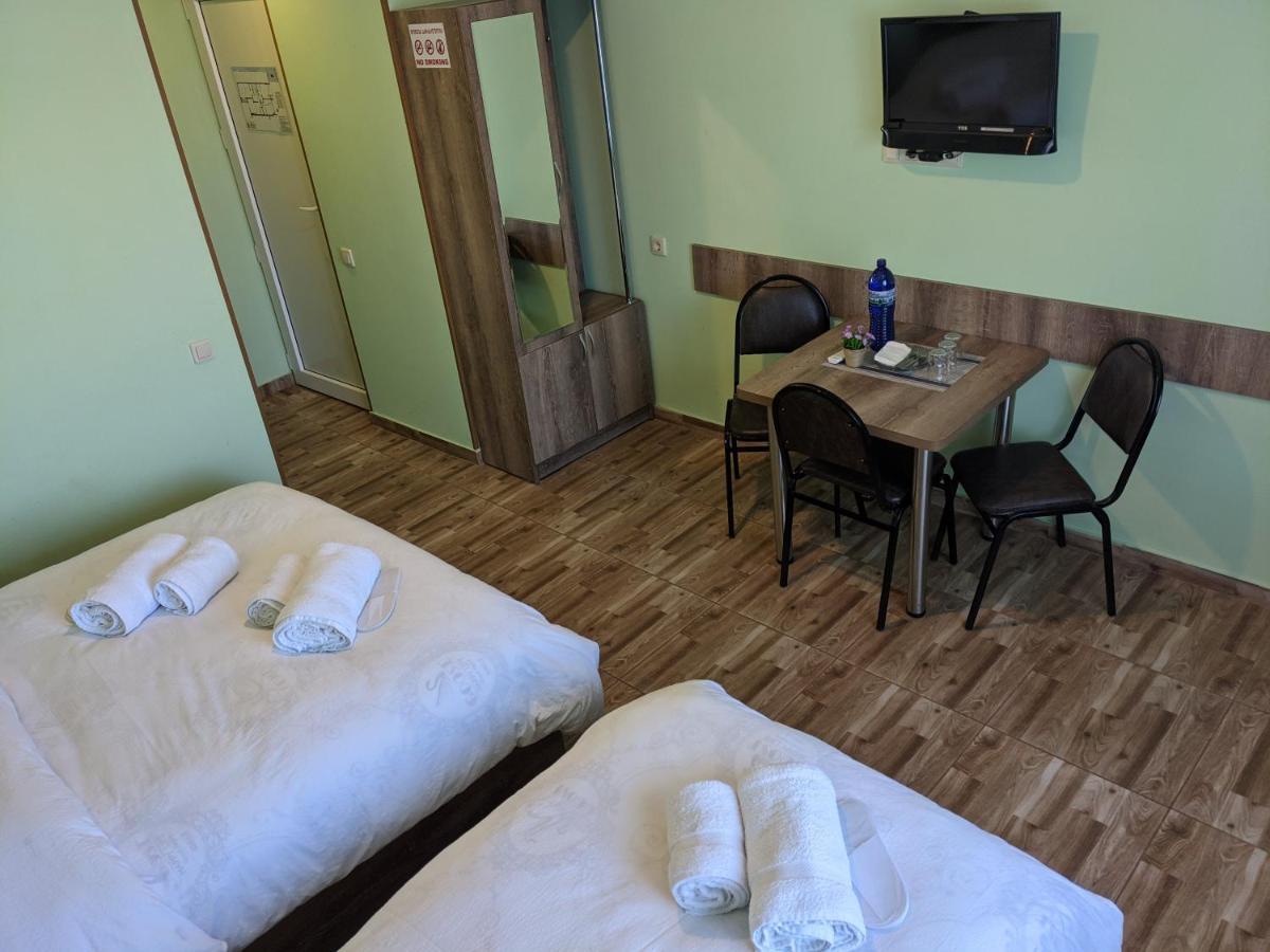 Tbilisi Airport Hotel - Atu Exteriér fotografie
